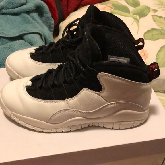 Air Jordan 10 Retro - Picture 4 of 7